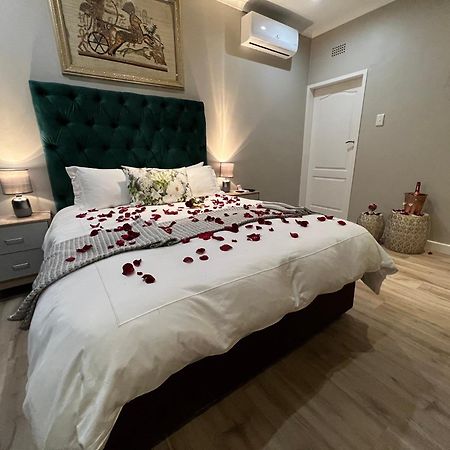 Le'Ciara Luxury Guest House Johannesburgo Exterior foto