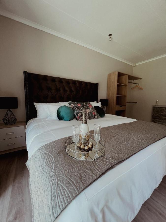 Le'Ciara Luxury Guest House Johannesburgo Exterior foto